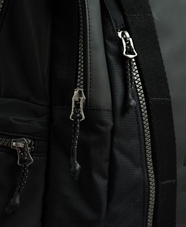 mochila gráfica de lona de montanha homens preto acessórios Superdry 2208H1696