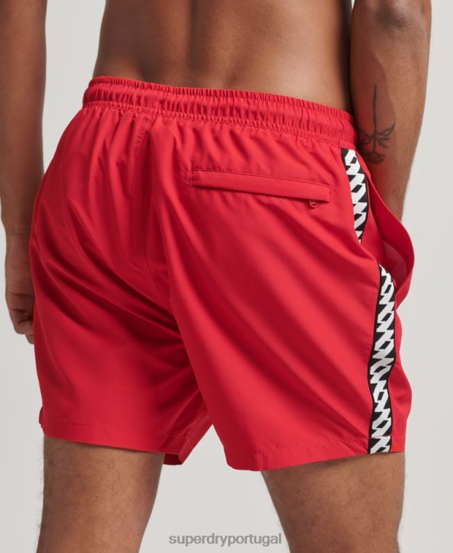 bermuda de banho reciclada de fita adesiva de 15 polegadas homens vermelho roupas Superdry 2208H451
