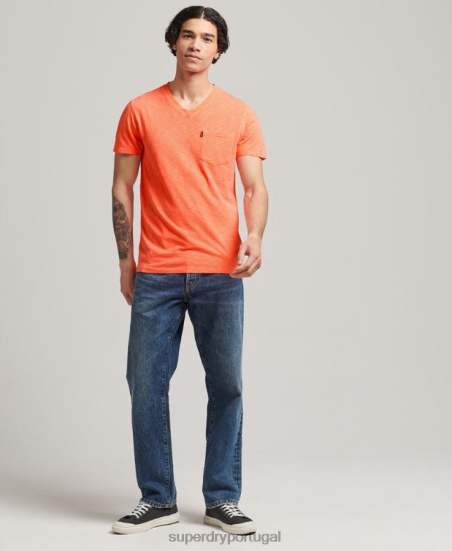camiseta decote em bico de algodão orgânico com bolso homens coral roupas Superdry 2208H4863