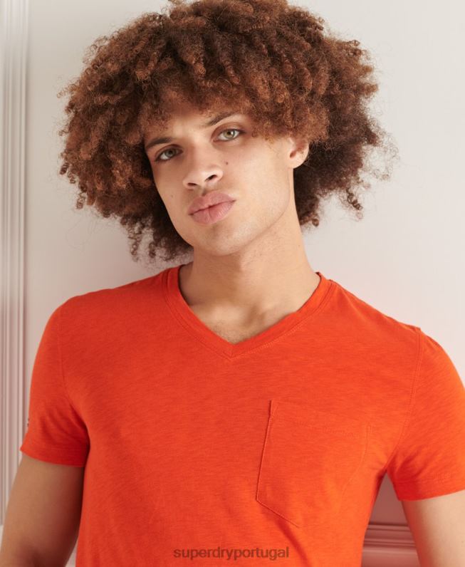 camiseta decote em bico de algodão orgânico com bolso homens laranja roupas Superdry 2208H4837