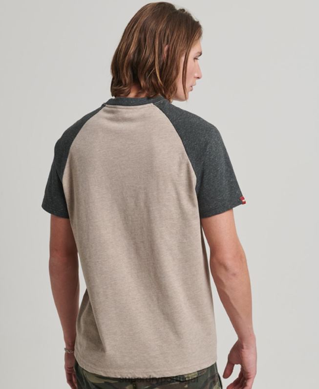 camiseta raglan vintage com apliques ao ar livre homens bege roupas Superdry 2208H5