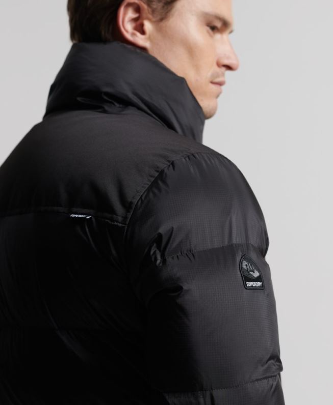 casaco puffer de palangre homens preto roupas Superdry 2208H4652