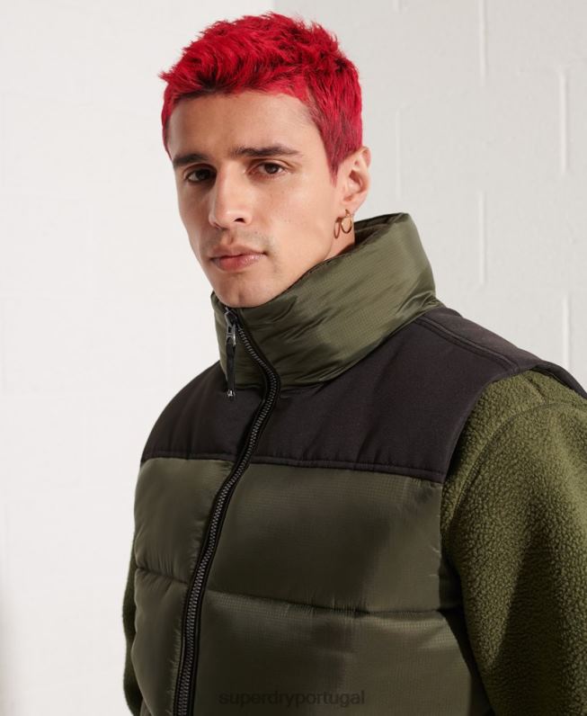 colete acolchoado homens caqui roupas Superdry 2208H4534