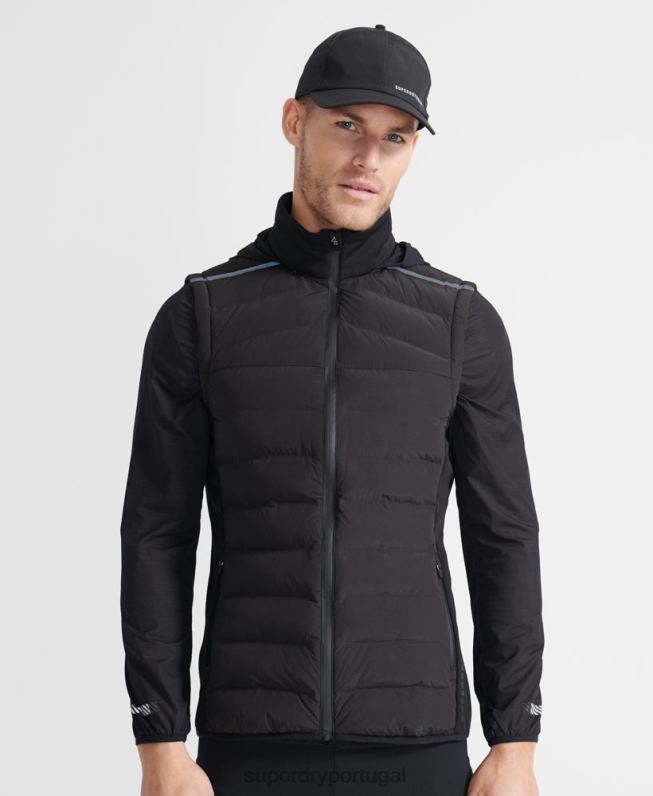 correr colete adaptável homens preto roupas Superdry 2208H4609