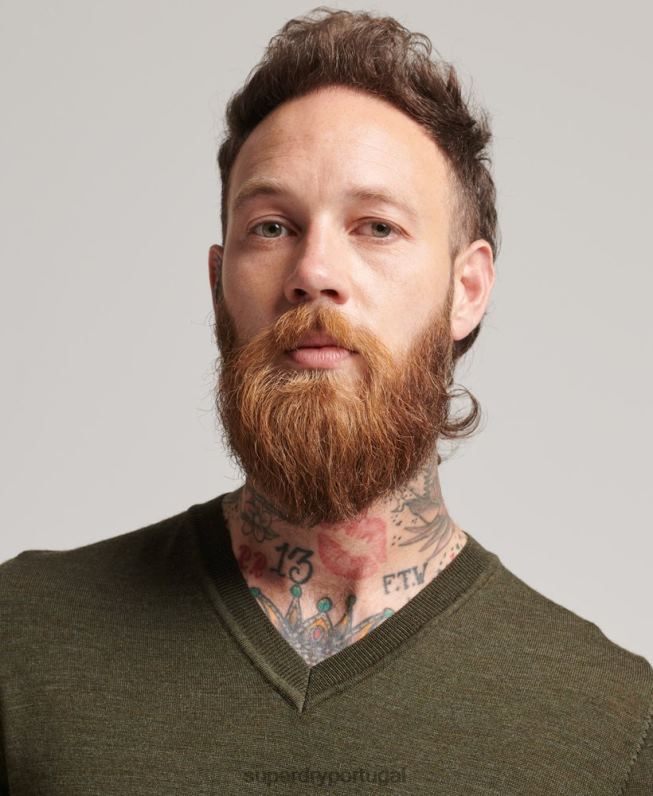 suéter gola V merino homens caqui roupas Superdry 2208H5285