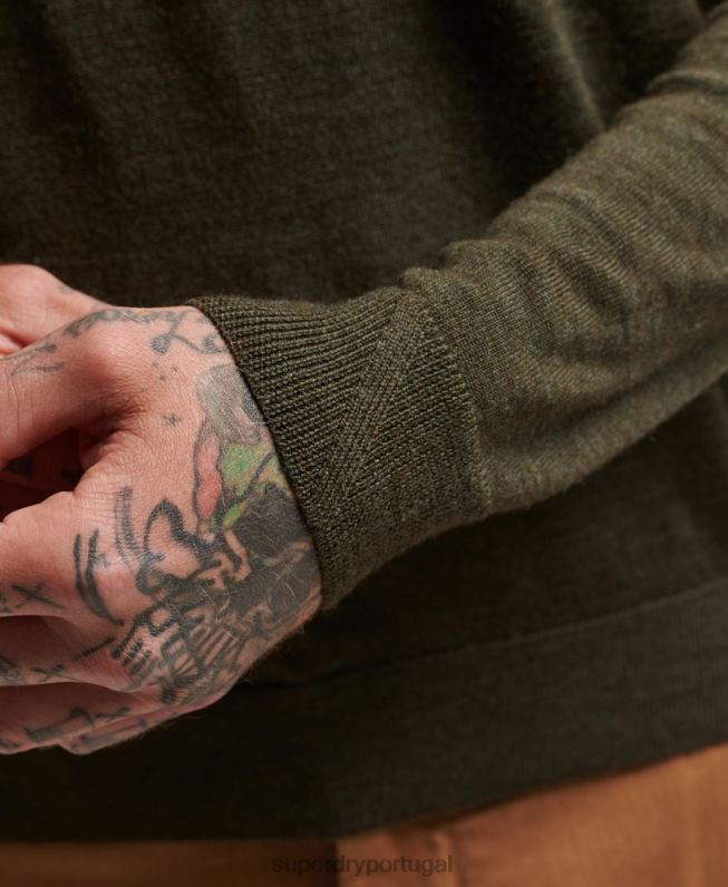 suéter gola V merino homens caqui roupas Superdry 2208H5285