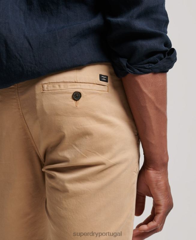 calções chino core homens bege roupas Superdry 2208H245