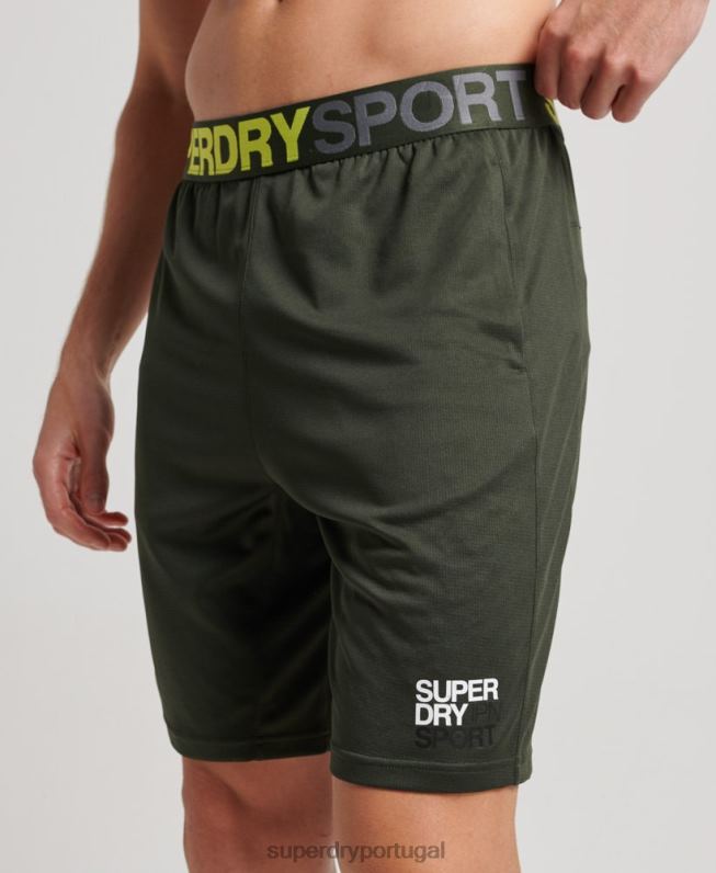 calções relaxados homens verde roupas Superdry 2208H1404