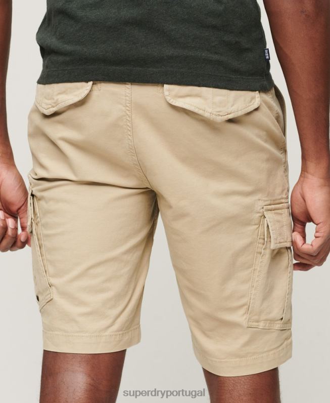 shorts cargo de núcleo de algodão orgânico homens creme roupas Superdry 2208H248