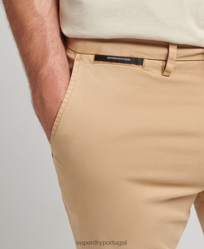 shorts chino core studios de algodão orgânico homens bege roupas Superdry 2208H305