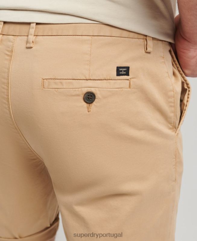 shorts chino core studios de algodão orgânico homens bege roupas Superdry 2208H305