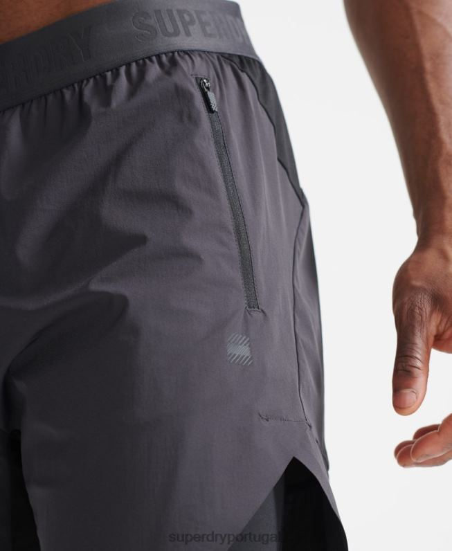 shorts de camada premium train homens cinza escuro roupas Superdry 2208H356