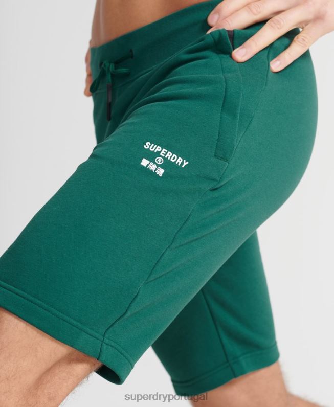 shorts esportivos de treinamento homens verde roupas Superdry 2208H371