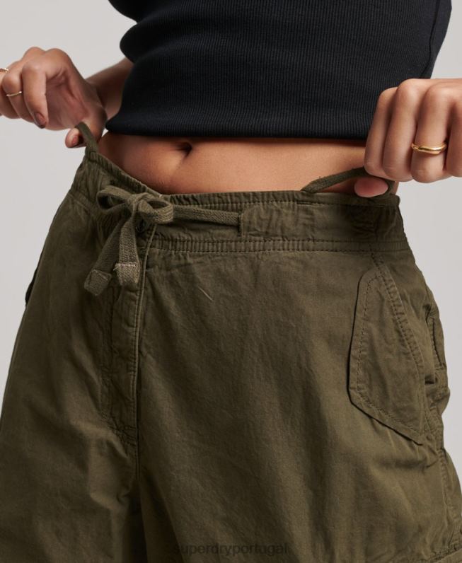 calças largas de pára-quedas mulheres verde roupas Superdry 2208H2095