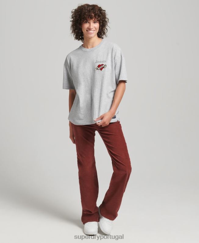 Camiseta com patch de logo dos anos 90 mulheres cinza roupas Superdry 2208H6247