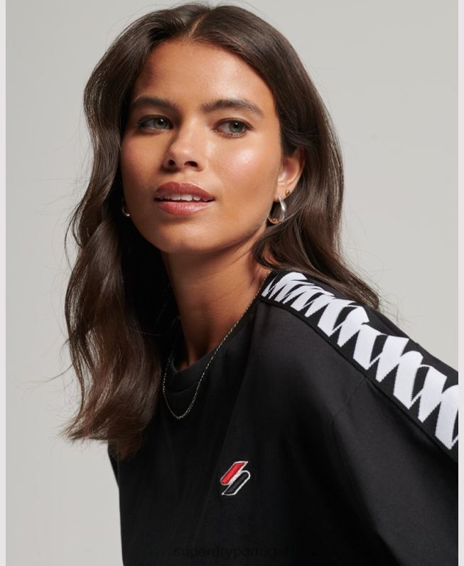 code s logo tape camiseta quadrada grande mulheres preto roupas Superdry 2208H2739