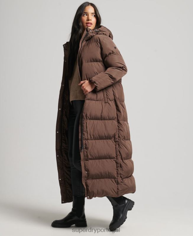 casaco maxi puffer com capuz mulheres marrom roupas Superdry 2208H3579