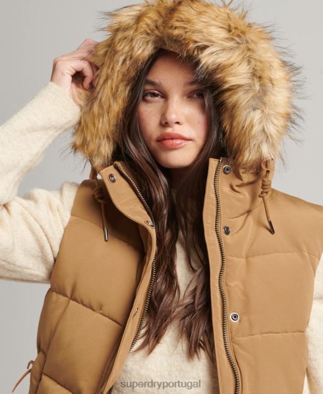 colete de peles artificiais everest mulheres marrom roupas Superdry 2208H3678