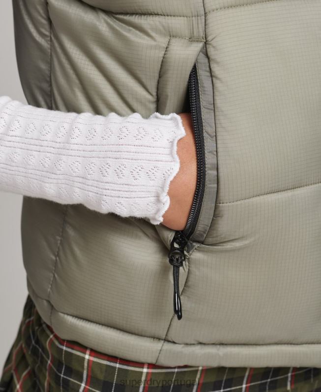 colete esporte de montanha mulheres caqui roupas Superdry 2208H5440
