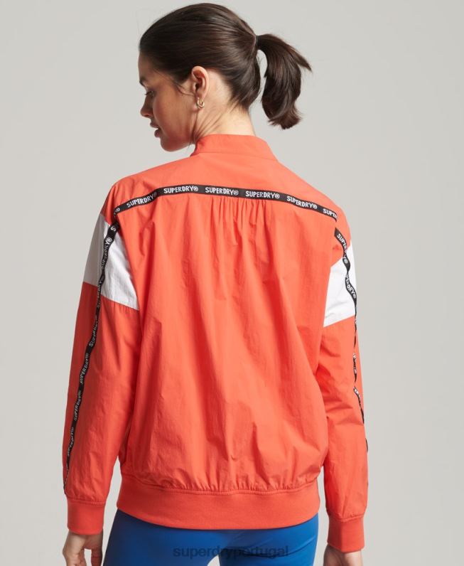 jaqueta bomber oversized train mulheres coral roupas Superdry 2208H5489