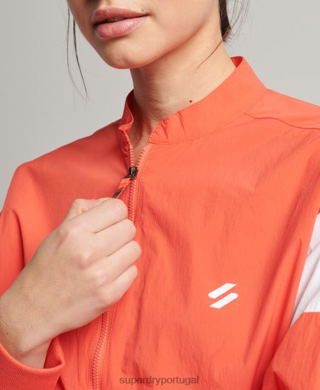 jaqueta bomber oversized train mulheres coral roupas Superdry 2208H5489