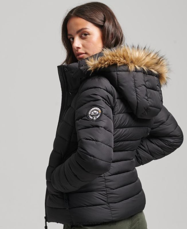 jaqueta puffer curta com capuz de pele sintética mulheres preto roupas Superdry 2208H3630