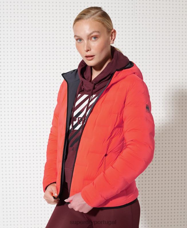 jaqueta puffer reversível mulheres vermelho roupas Superdry 2208H5738