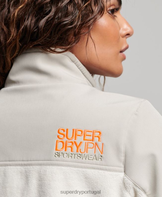 jaqueta trekker code hibrida mulheres creme roupas Superdry 2208H3616