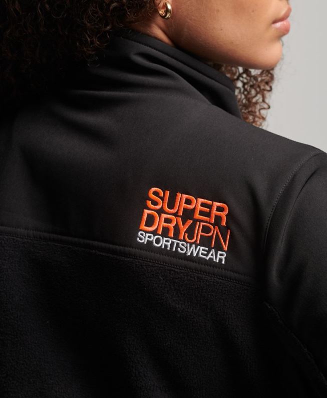 jaqueta trekker code hibrida mulheres preto roupas Superdry 2208H3615