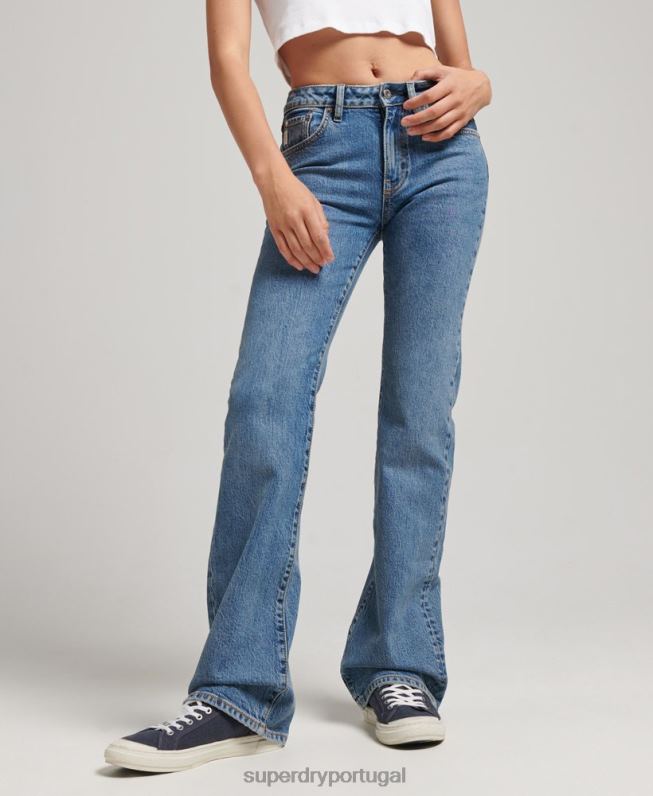 calça jeans flare cintura média de algodão orgânico mulheres azul escuro roupas Superdry 2208H3872
