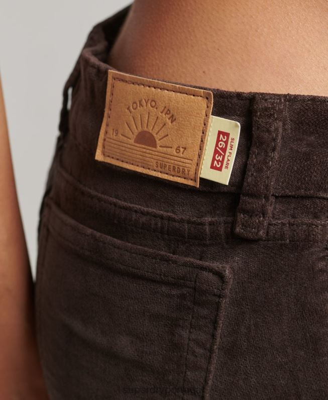 jeans flare de veludo cintura baixa mulheres marrom roupas Superdry 2208H2588