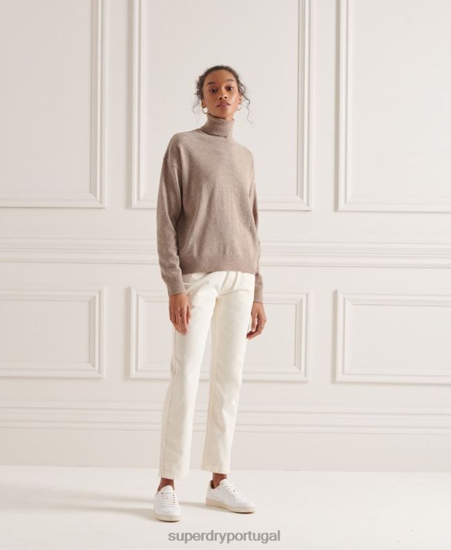 suéter de gola rolê de lã de cordeiro mulheres bege roupas Superdry 2208H3996