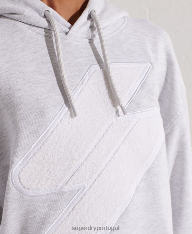 moletom oversized chenille com logo code mulheres cinza claro roupas Superdry 2208H6174