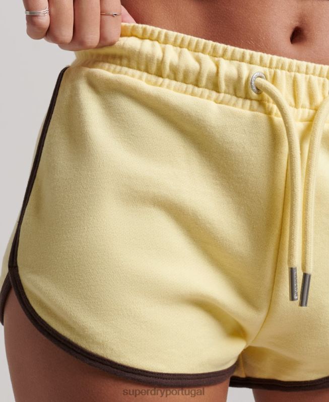 calções de corrida de jérsei vintage mulheres amarelo roupas Superdry 2208H3107